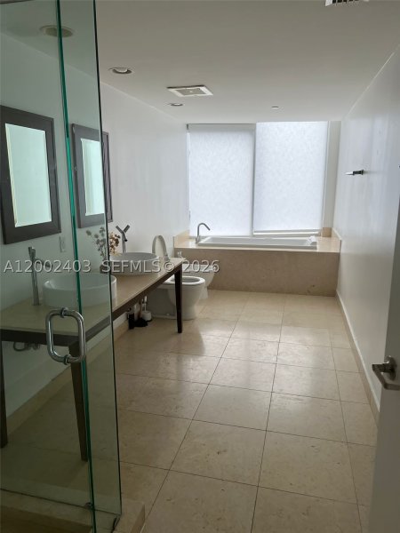 Condo for sale at Icon Brickell Tower I 5508