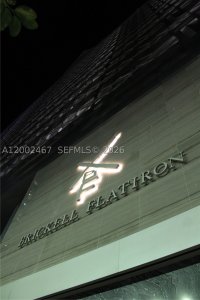 Brickell Flatiron Apt #1906