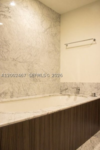 Condo for sale at Brickell Flatiron 1906