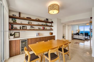 Comprar apartamento no Ocean Two 2703
