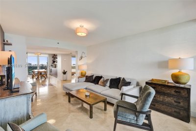Comprar apartamento no Ocean Two 2703