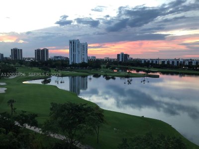 Turnberry Village Apt #906