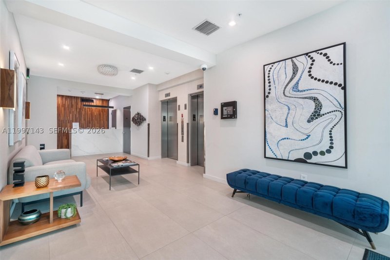 Aluguel de apartamento no Ocean Place East 8F