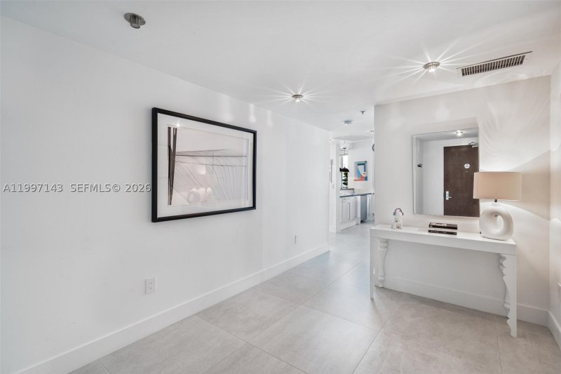 Aluguel de apartamento no Ocean Place East 8F