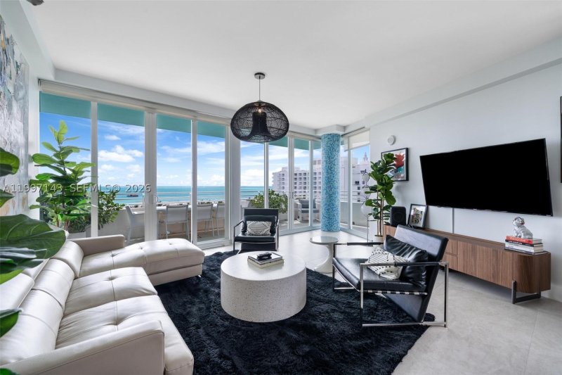 Aluguel de apartamento no Ocean Place East 8F