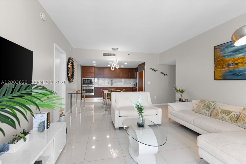 Condo for sale at Icon Brickell Viceroy 4501