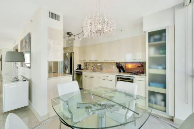 Comprar apartamento en Oceania 4 641