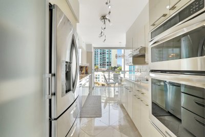 Comprar apartamento en Oceania 4 641