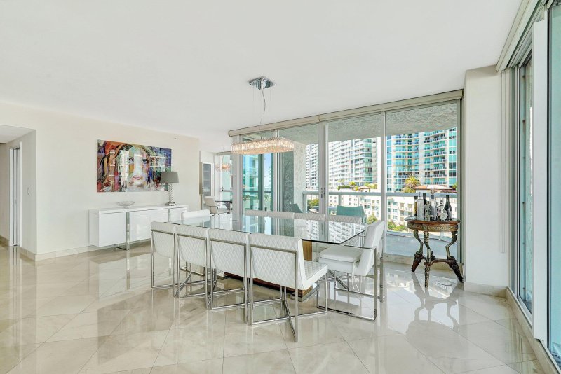 Comprar apartamento en Oceania 4 641