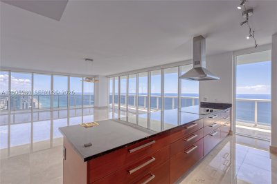 Aluguel de apartamento no Beach Club Two 4601