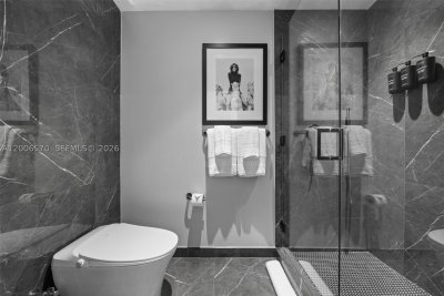 Comprar apartamento en E11EVEN Hotel & Residences 4012A