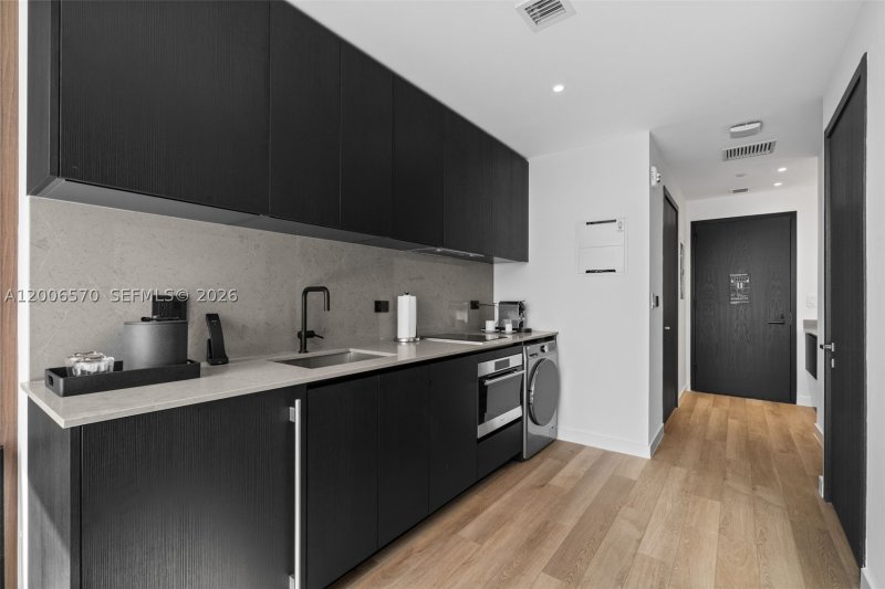 Condo for sale at E11EVEN Hotel & Residences 4012A