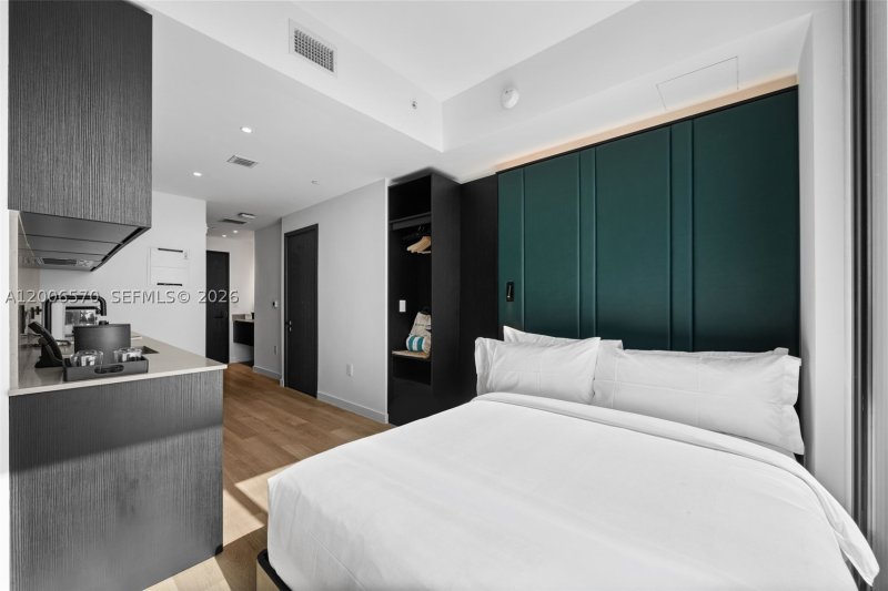 Condo for sale at E11EVEN Hotel & Residences 4012A