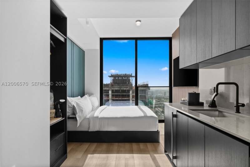 Condo for sale at E11EVEN Hotel & Residences 4012A