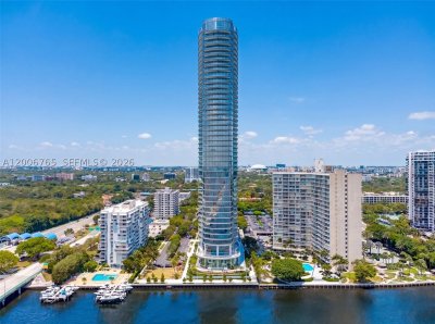 Una Residences at Brickell Apt #604