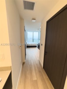 Aluguel de apartamento no E11EVEN Hotel & Residences 3012B