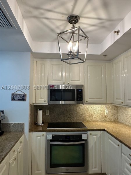 Comprar apartamento en Ritz Carlton Coconut Grove 805