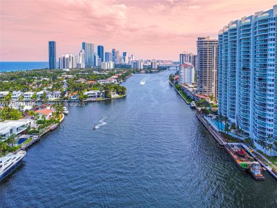 Comprar apartamento en Waterview 931