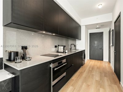 Comprar apartamento en E11EVEN Hotel & Residences 4202