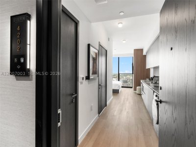 Comprar apartamento en E11EVEN Hotel & Residences 4202