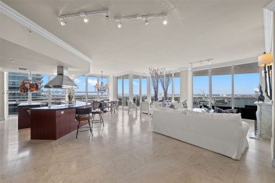 Comprar apartamento en Bellini Bal Harbour 2004
