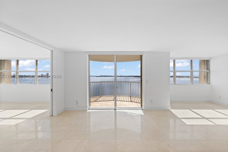 Apartment for rent at Bayshore Place 1001A