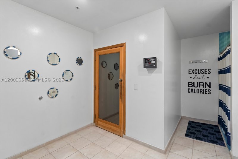 Condo for sale at Uptown Lofts 802