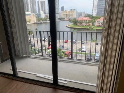 Comprar apartamento no 200 Leslie 626