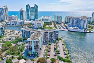 Comprar apartamento no 200 Leslie 626