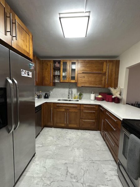 Condo for sale at 200 Leslie 626