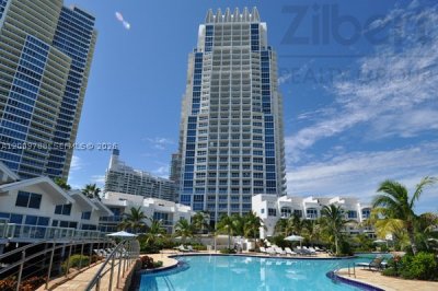 Continuum II North Apt #2102