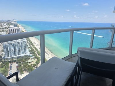 Alquiler de apartamento en Akoya 4311