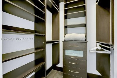 Comprar apartamento no The Club At Brickell Bay 1404