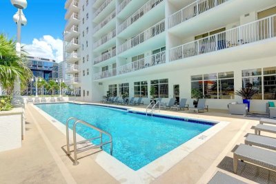 Comprar apartamento no The Club At Brickell Bay 1404