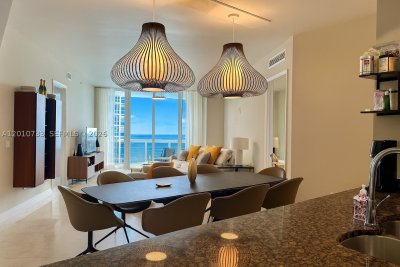 Alquiler de apartamento en Trump Tower Two 1203