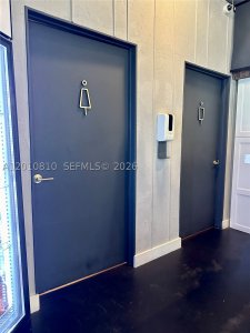 Comprar apartamento no 900 Biscayne R105