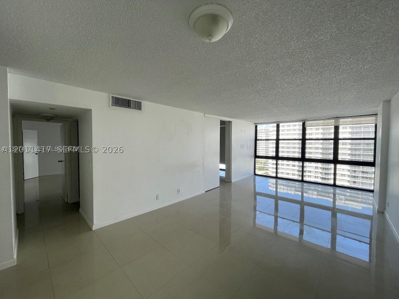 Apartment for rent at Avant Garde 1504