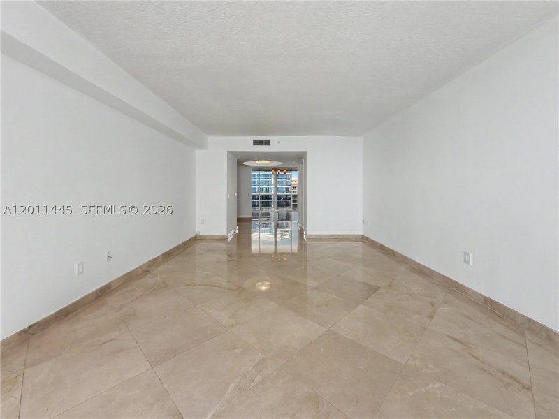 Alquiler de apartamento en The Pinnacle 1502