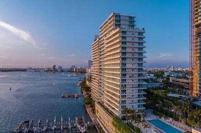 Comprar apartamento no Bentley Bay South 1203