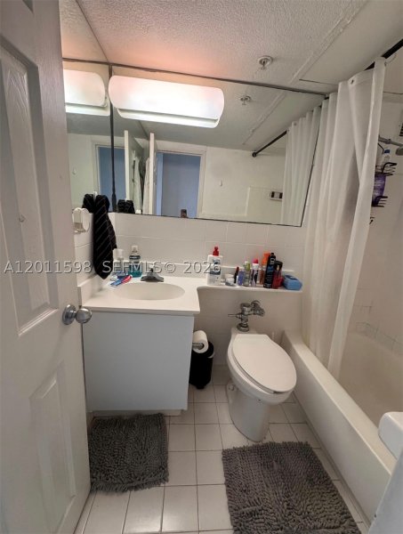 Apartment for rent at Flamingo 1576S