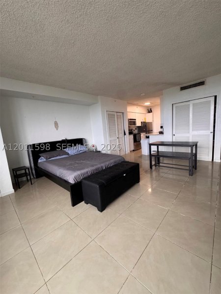 Apartment for rent at Flamingo 1576S