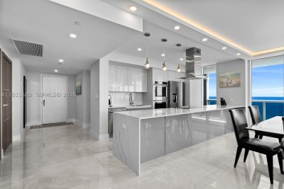 Aluguel de apartamento no Beach Club Two 1002
