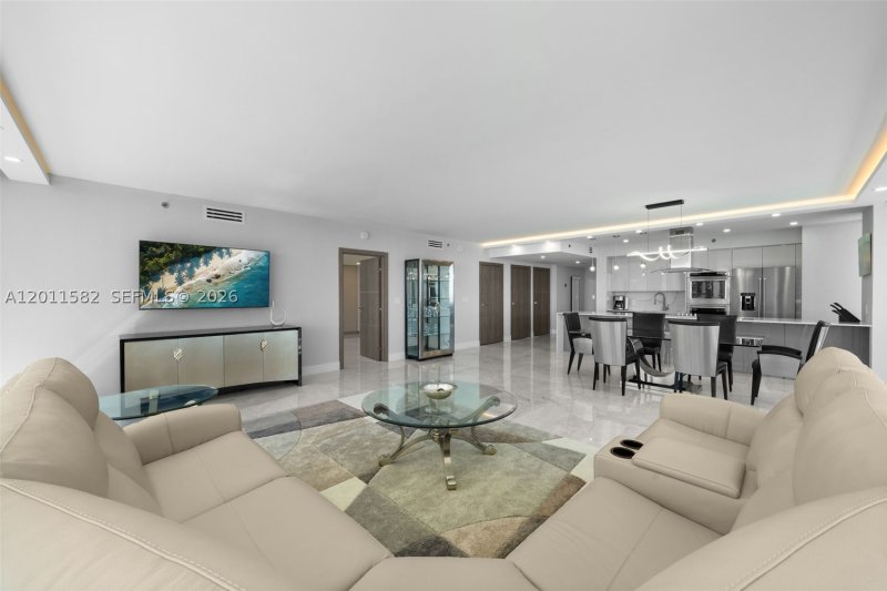 Alquiler de apartamento en Beach Club Two 1002