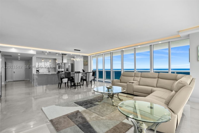 Alquiler de apartamento en Beach Club Two 1002
