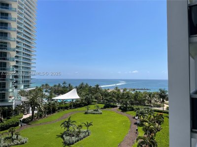 Harbour House Apt #602
