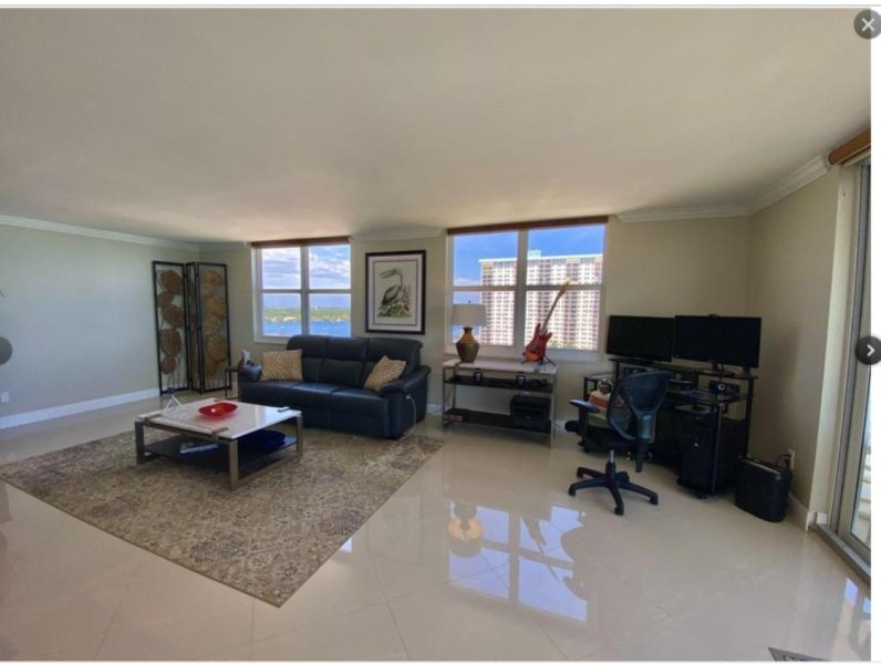 Condo for sale at Oxford Towers 1503