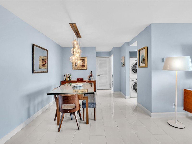 Condo for sale at Vantage View 1102