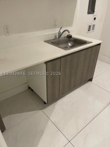 Comprar apartamento no Merrick Manor CU-3G-3H-3I-