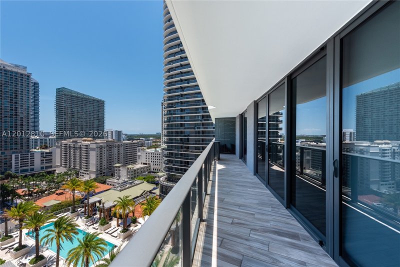 Comprar apartamento en SLS Lux Brickell 1602