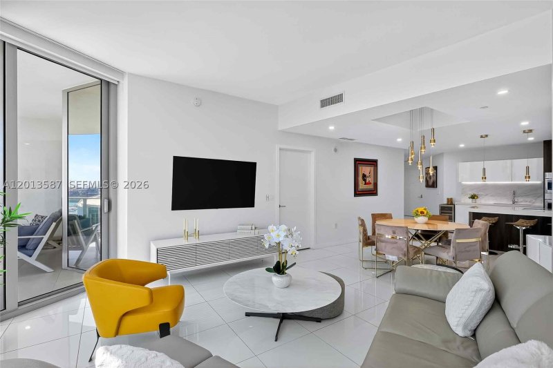 Alquiler de apartamento en Paramount Miami WorldCenter 1603